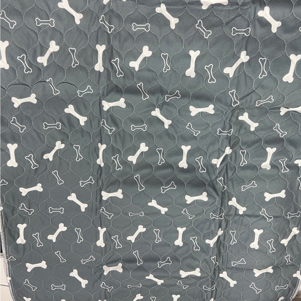 Large reusable Pet waterproof pad approx 35x31” washable great for doorways